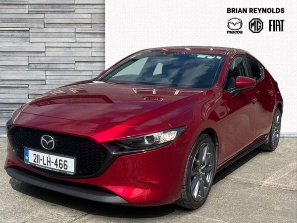 Mazda Mazda3 Hatchback, Petrol, 2021, Red