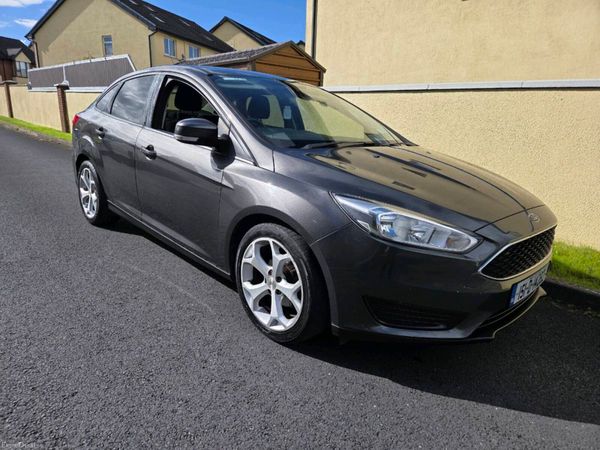 Ford Focus Saloon, Diesel, 2015, Grey