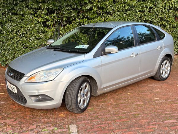Ford Focus Hatchback, Diesel, 2011, Silver