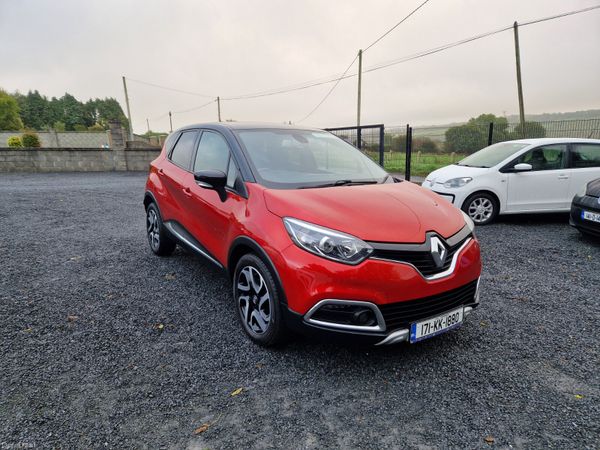 Renault Captur Hatchback, Diesel, 2017, Red