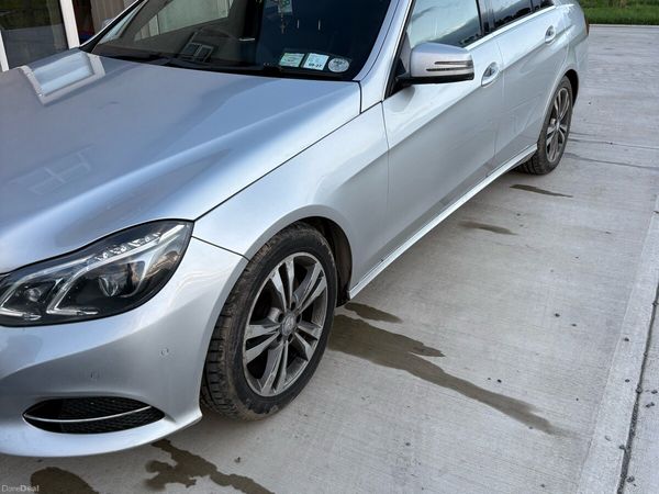 Mercedes-Benz E-Class Saloon, Diesel, 2015, Silver