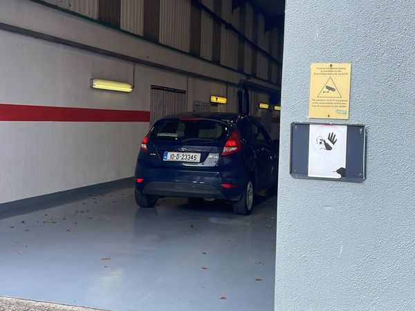 Ford Fiesta Hatchback, Diesel, 2010, Blue