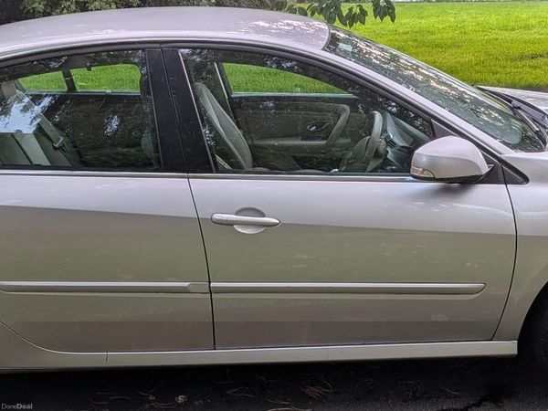 Renault Laguna Hatchback, Diesel, 2008, Silver