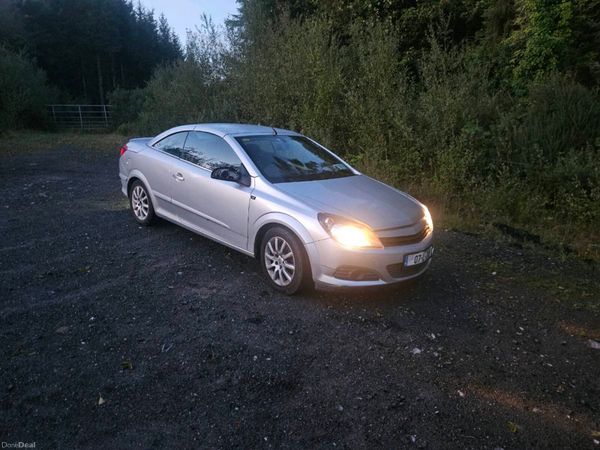 Opel Astra Convertible, Petrol, 2007, Silver