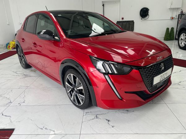 Peugeot 208 Hatchback, Petrol, 2021, Red