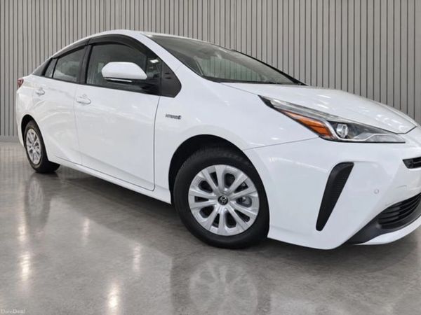Toyota Prius Hatchback, Petrol Hybrid, 2020, White