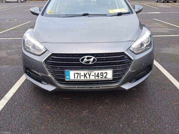 Hyundai i40 Saloon, Diesel, 2017, Grey