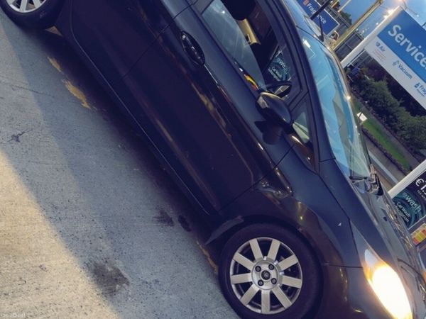 Ford Fiesta Hatchback, Diesel, 2009, Black