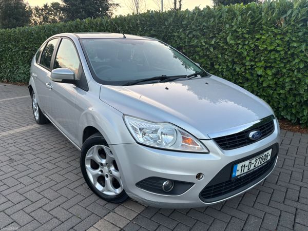 Ford Focus Hatchback, Diesel, 2011, Silver