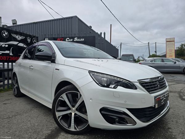 Peugeot 308 Hatchback, Petrol, 2017, White