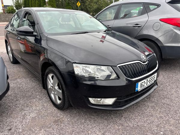 Skoda Octavia Saloon, Diesel, 2016, Black
