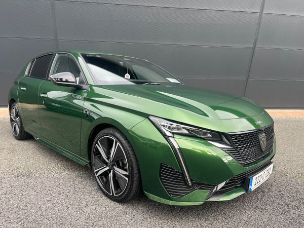 Peugeot 308 Hatchback, Diesel, 2022, Green