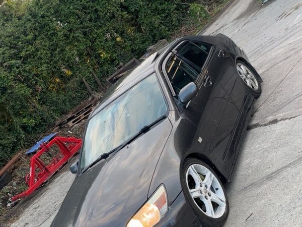 Lexus IS Saloon, Petrol, 2000, Silver
