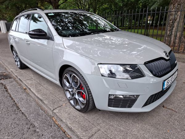 Skoda Octavia Estate, Diesel, 2015, Grey