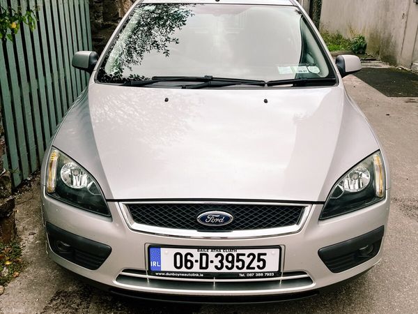 Ford Focus Hatchback, Petrol, 2006, Silver