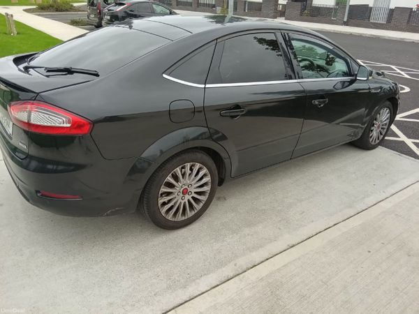 Ford Mondeo Hatchback, Diesel, 2013, Black