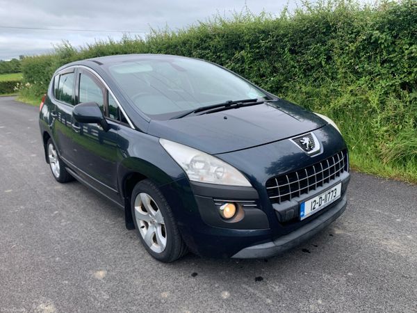 Peugeot 3008 MPV, Diesel, 2012, Black