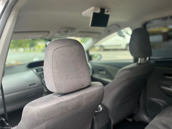Toyota Prius MPV, Petrol Hybrid, 2012, Silver
