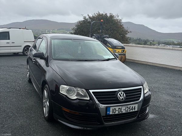 Volkswagen Passat Saloon, Diesel, 2010, Black