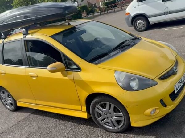 Honda Jazz Hatchback, Petrol, 2004, Yellow