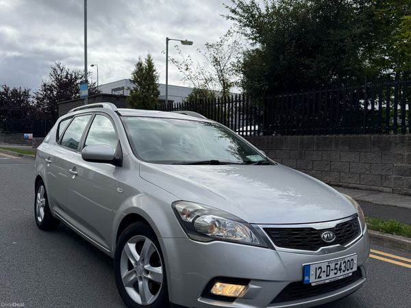 Kia Ceed Estate, Diesel, 2012, Silver