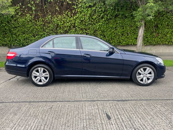 Mercedes-Benz E-Class Saloon, Diesel, 2013, Blue