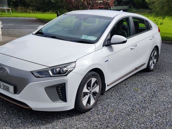 Hyundai IONIQ Hatchback, Electric, 2017, White