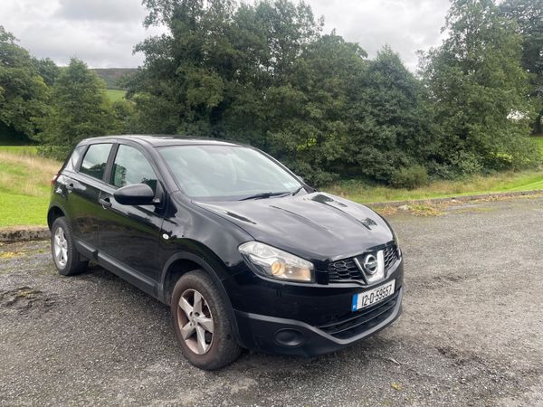 Nissan Qashqai Hatchback, Diesel, 2012, Black