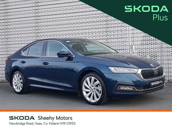 Skoda Octavia Saloon, Petrol, 2023, Blue