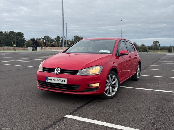 Volkswagen Golf Hatchback, Diesel, 2014, Red