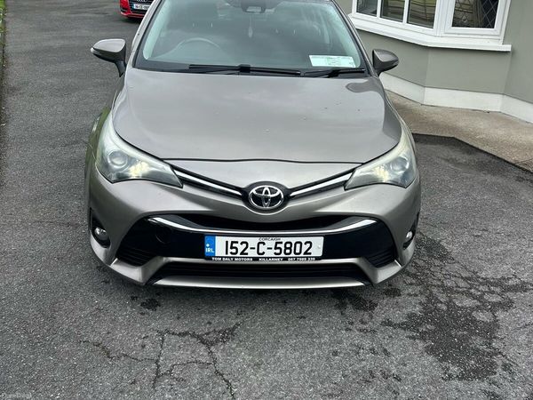 Toyota Avensis Saloon, Diesel, 2015, Bronze
