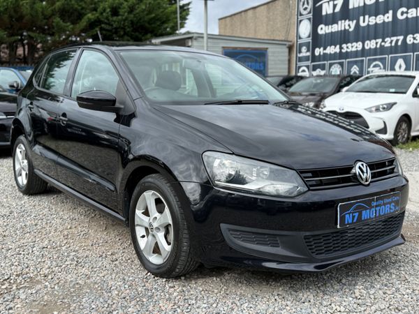 Volkswagen Polo Hatchback, Petrol, 2012, Black