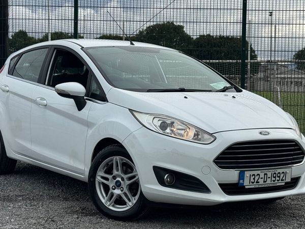 Ford Fiesta Hatchback, Diesel, 2013, White