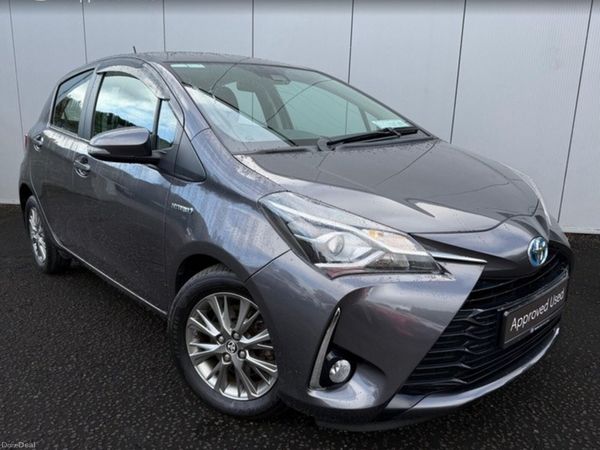 Toyota Yaris Hatchback, Petrol Hybrid, 2018, Grey