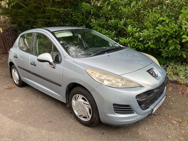 Peugeot 207 Hatchback, Petrol, 2011, Blue