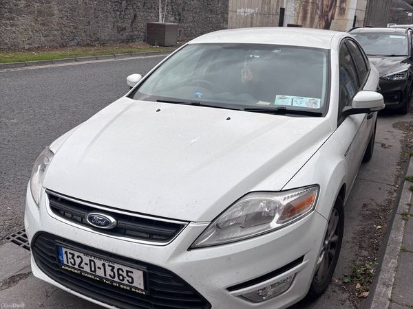 Ford Mondeo Hatchback, Diesel, 2013, White