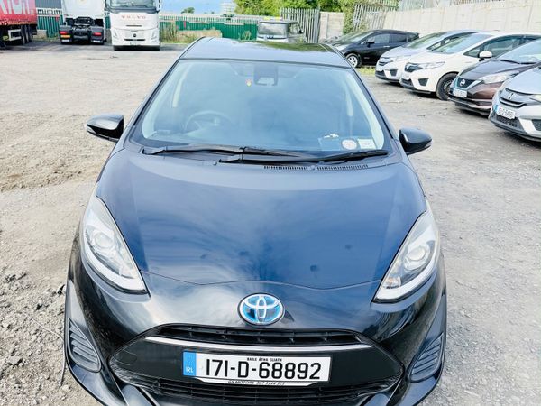 Toyota Aqua Hatchback, Petrol Hybrid, 2017, Black