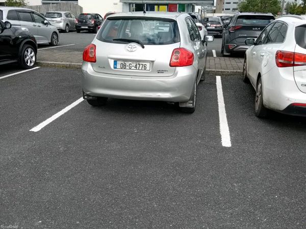 Toyota Auris Hatchback, Petrol, 2008, Silver