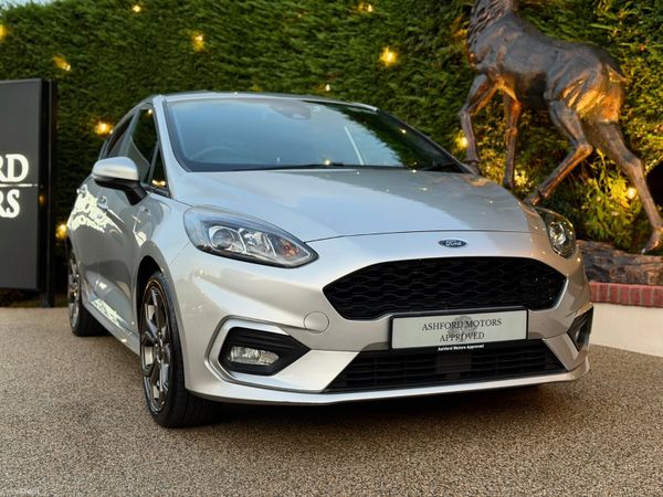 Ford Fiesta Hatchback, Petrol, 2021, Silver