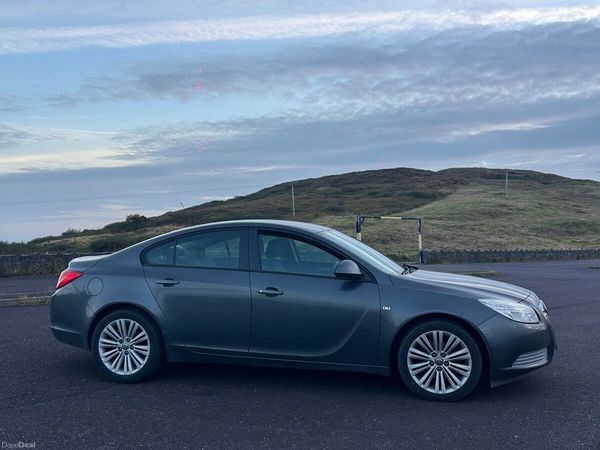 Opel Insignia Saloon, Diesel, 2011, Grey