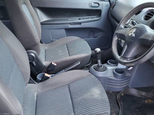 Mitsubishi Colt MPV, Petrol, 2010, Blue