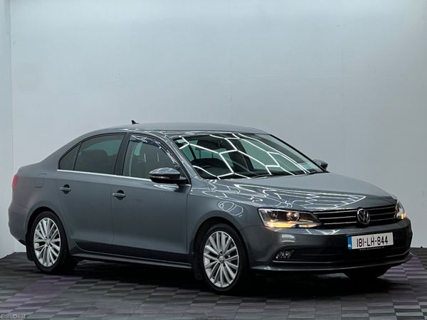 Volkswagen Jetta Saloon, Diesel, 2018, Grey