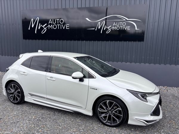 Toyota Corolla Hatchback, Petrol Hybrid, 2019, White