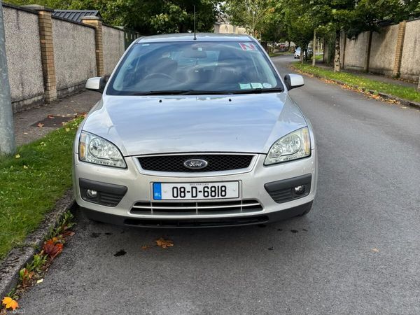 Ford Focus Hatchback, Petrol, 2008, Silver