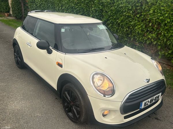 Mini One Hatchback, Diesel, 2016, White