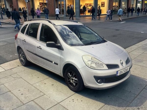 Renault Clio Estate, Petrol, 2009, Silver