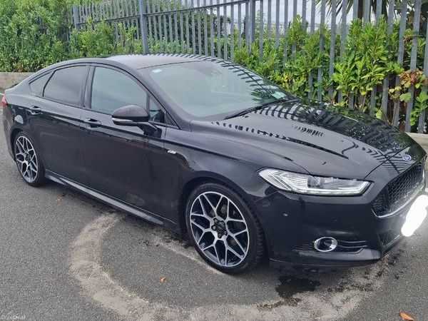 Ford Mondeo Hatchback, Diesel, 2018, Black