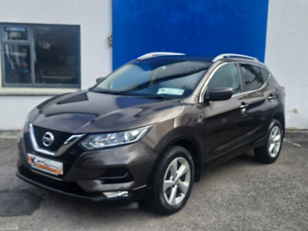 Nissan Qashqai MPV, Diesel, 2019, Brown