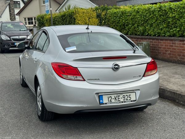 Opel Insignia MPV, Diesel, 2012, Silver