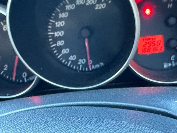 Mazda Mazda3 Hatchback, Petrol, 2005, Grey